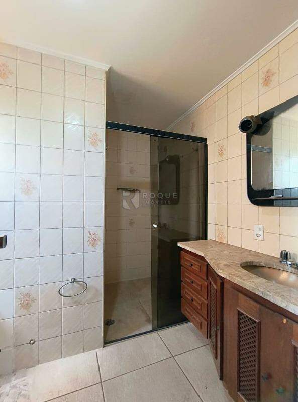Apartamento para aluguel no bairro Centro: Wc suíte
