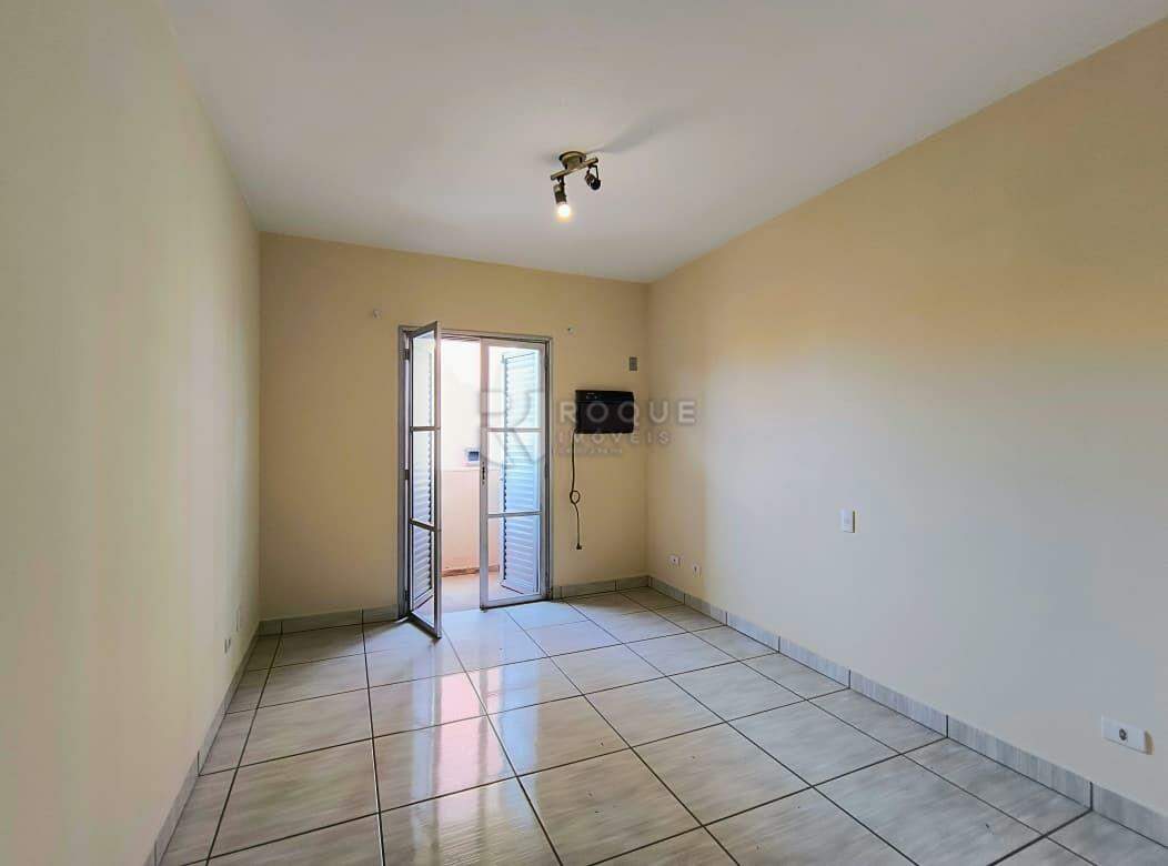 Apartamento para aluguel no bairro Centro: Dormitório 03 suíte 