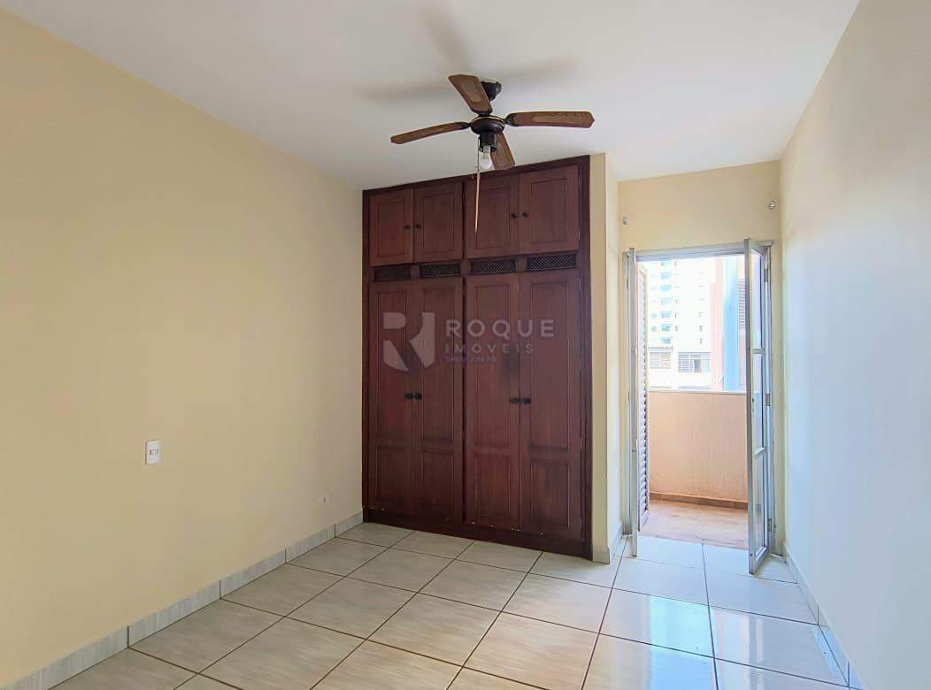 Apartamento para aluguel no bairro Centro: Dormitório 02