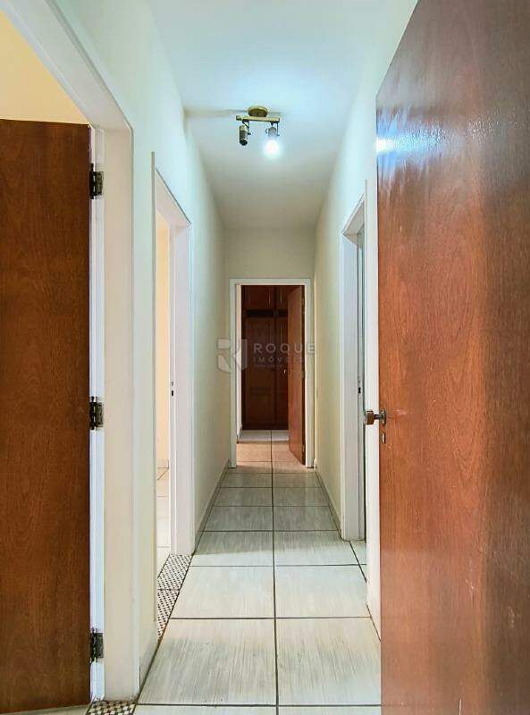 Apartamento para aluguel no bairro Centro: Hall