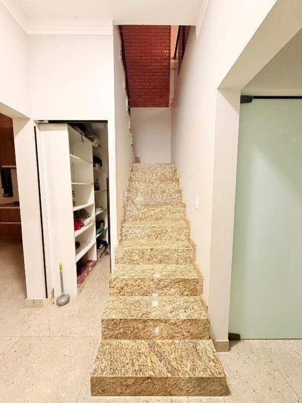 Casa em condomínio para aluguel no bairro Jardim Nova Limeira: Acesso Superior