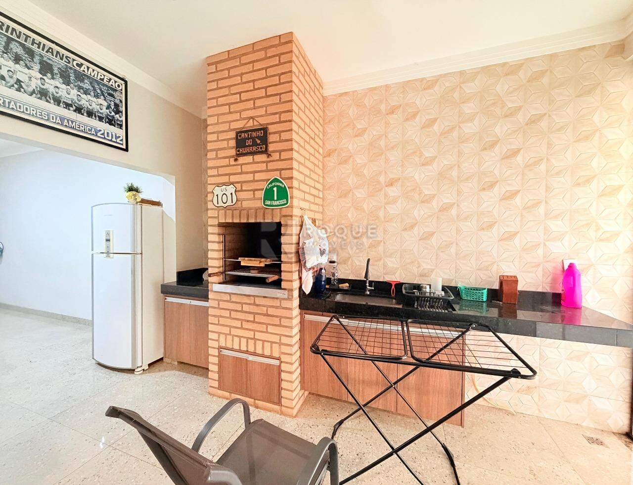 Casa em condomínio para aluguel no bairro Jardim Nova Limeira: Churrasqueira