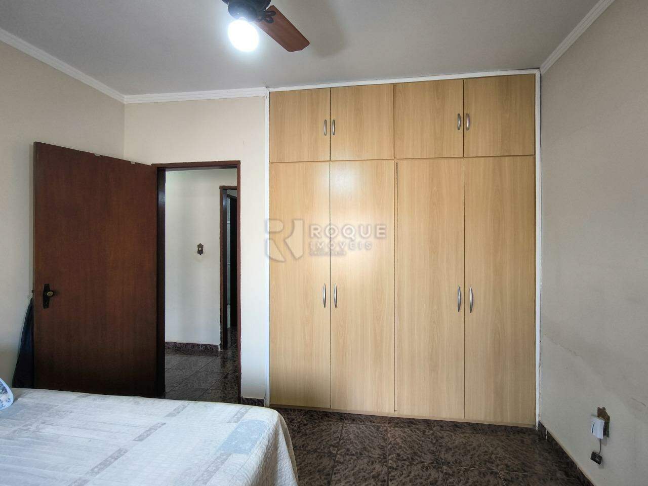 Casa em condomínio à venda no bairro Parque Egisto Ragazzo: DORMITÓRIO 1