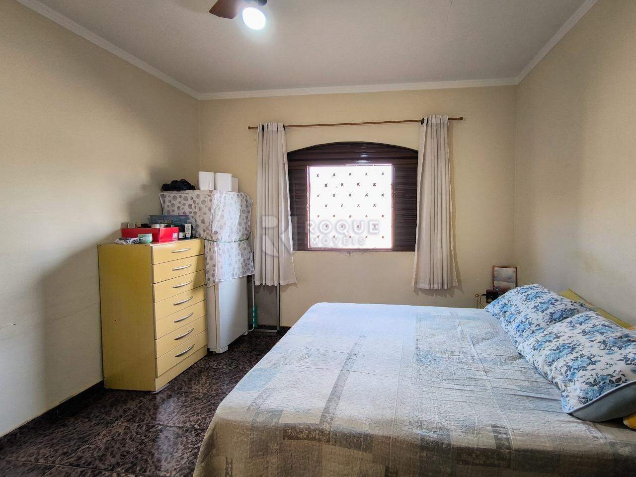 Casa em condomínio à venda no bairro Parque Egisto Ragazzo: DORMITÓRIO 1