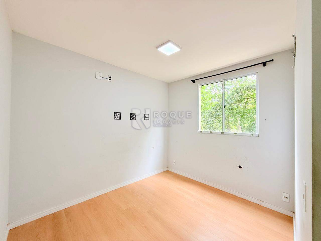 Apartamento para aluguel no bairro Jardim Colina Verde: Dormitório 01