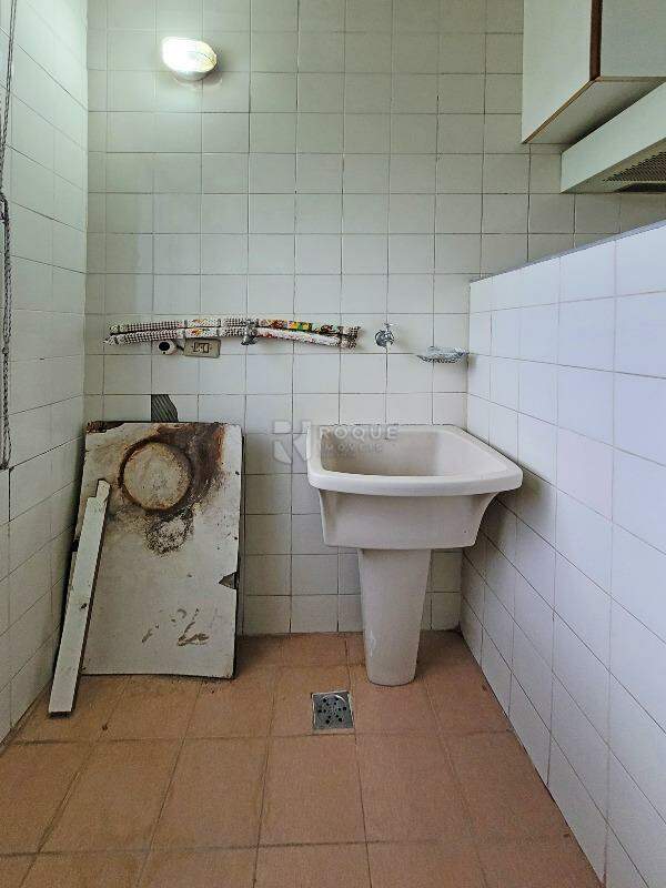 Apartamento para aluguel no bairro Vila Paulista: Área de serviço