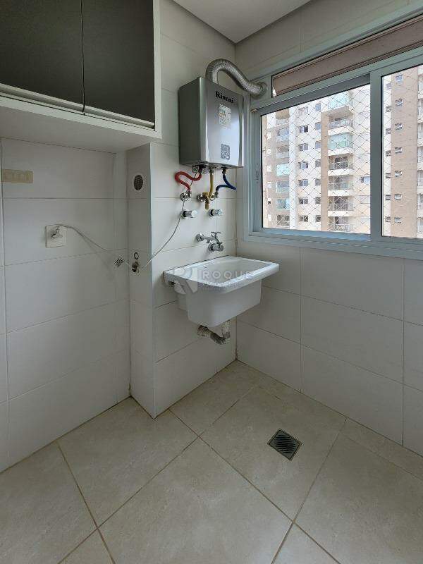 Apartamento para aluguel no bairro Jardim Santo André: Área de serviço