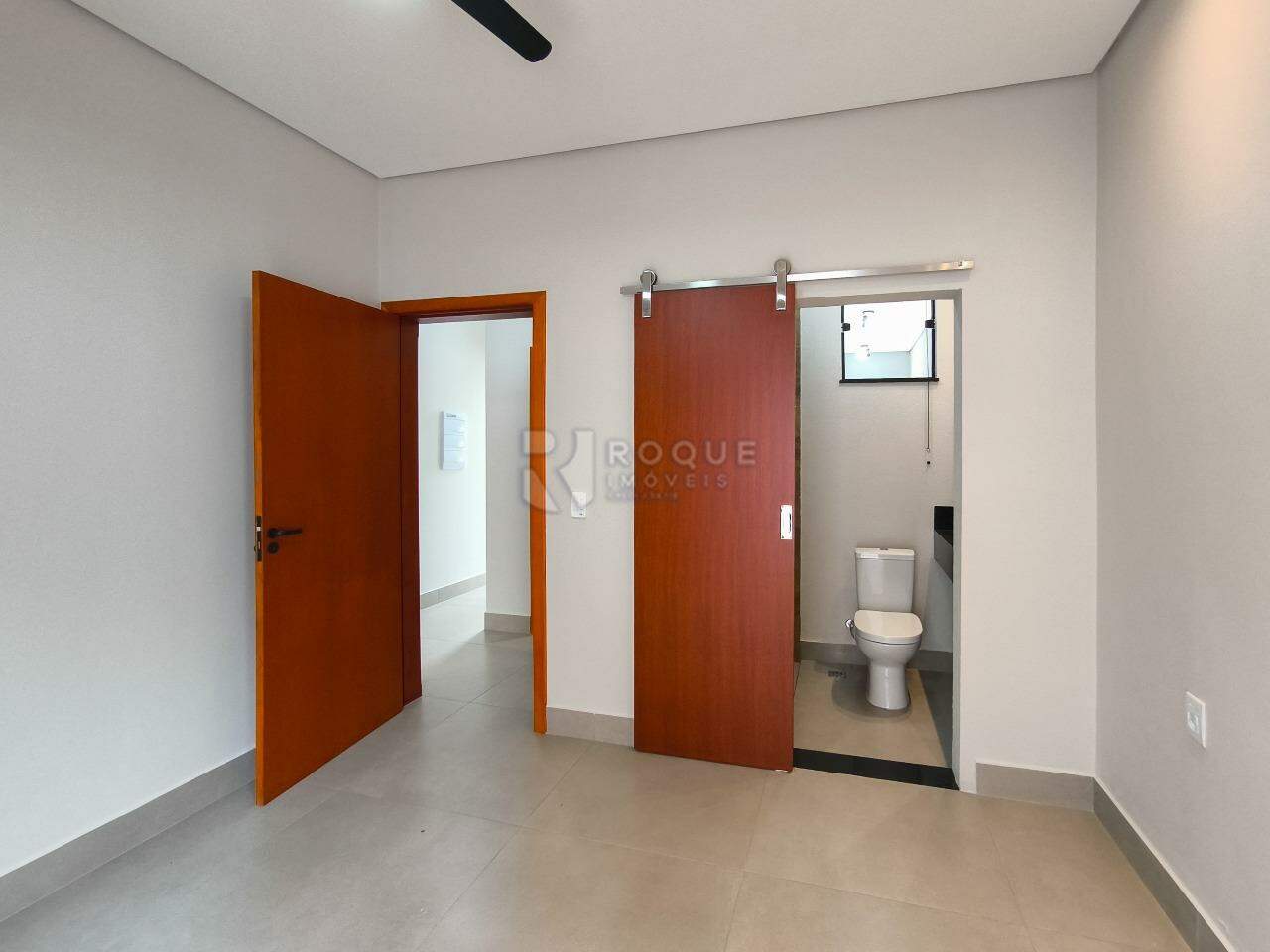 Casa Residencial à venda no bairro Jardim Marajoara: SUÍTE