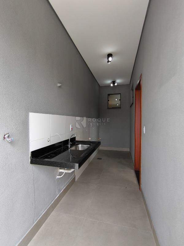 Casa Residencial à venda no bairro Jardim Marajoara: ÁREA DE SERVIÇO