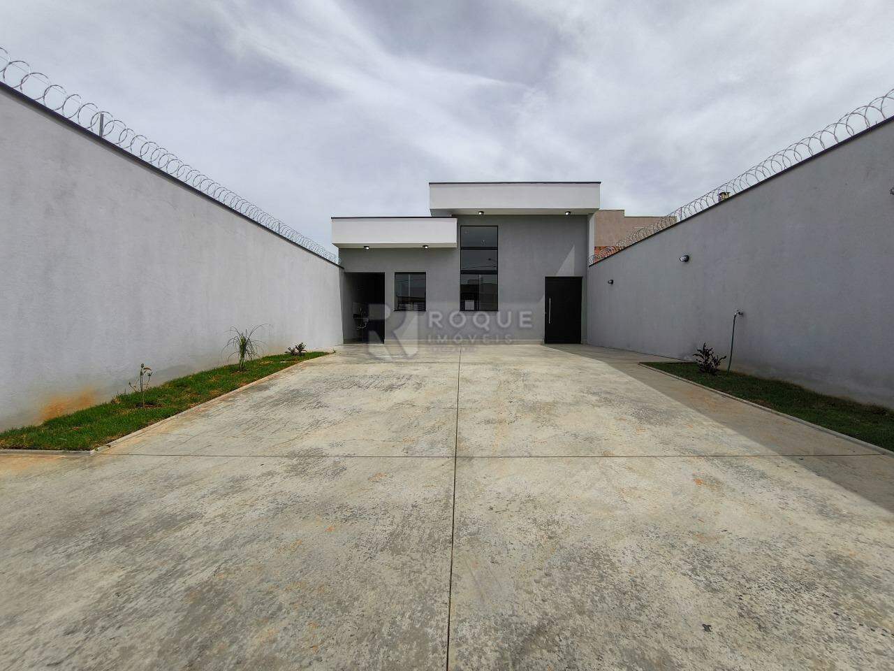 Casa Residencial à venda no bairro Jardim Marajoara: GARAGEM