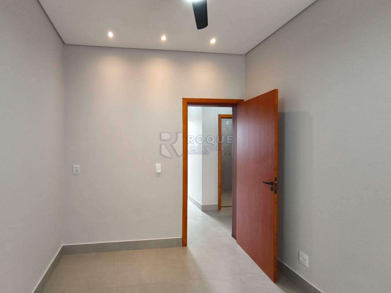 Casa Residencial à venda no bairro Jardim Marajoara: DORMITÓRIO 1