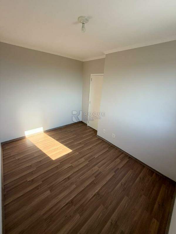 Apartamento à venda no bairro Jardim do Lago: Dormitório 1
