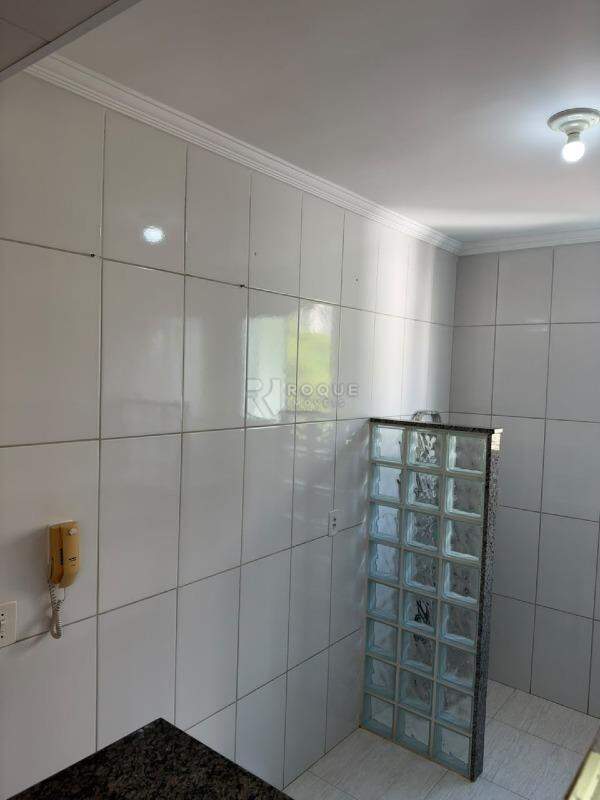 Apartamento à venda no bairro Jardim do Lago: Cozinha
