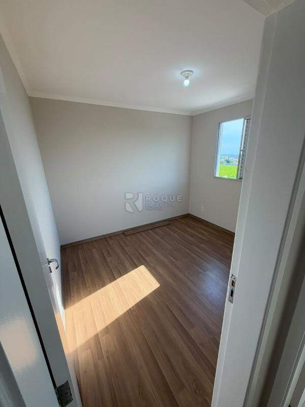 Apartamento à venda no bairro Jardim do Lago: Dormitório 2