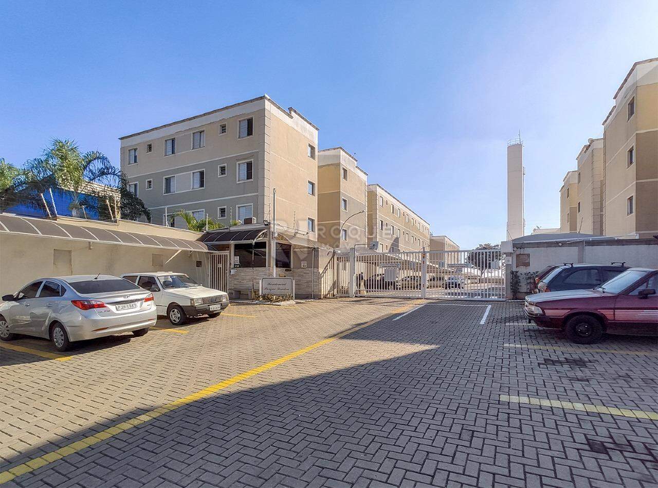 Apartamento à venda no bairro Jardim do Lago: Condomínio