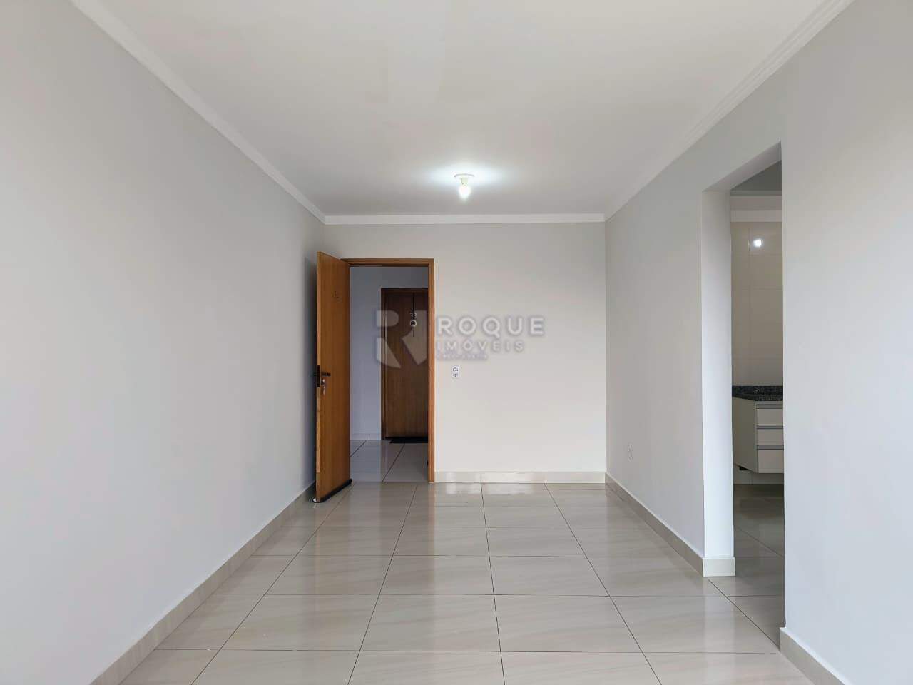 Apartamento para aluguel no bairro Vila Teixeira Marques: Sala