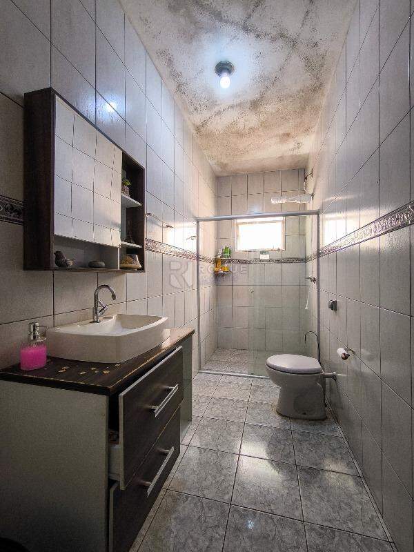 Casa Residencial à venda no bairro Jardim Gustavo Peccinini: BANHEIRO SOCIAL