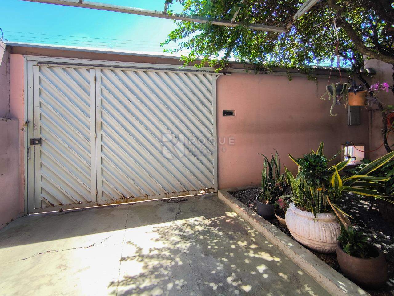 Casa Residencial à venda no bairro Jardim Gustavo Peccinini: ENTRADA