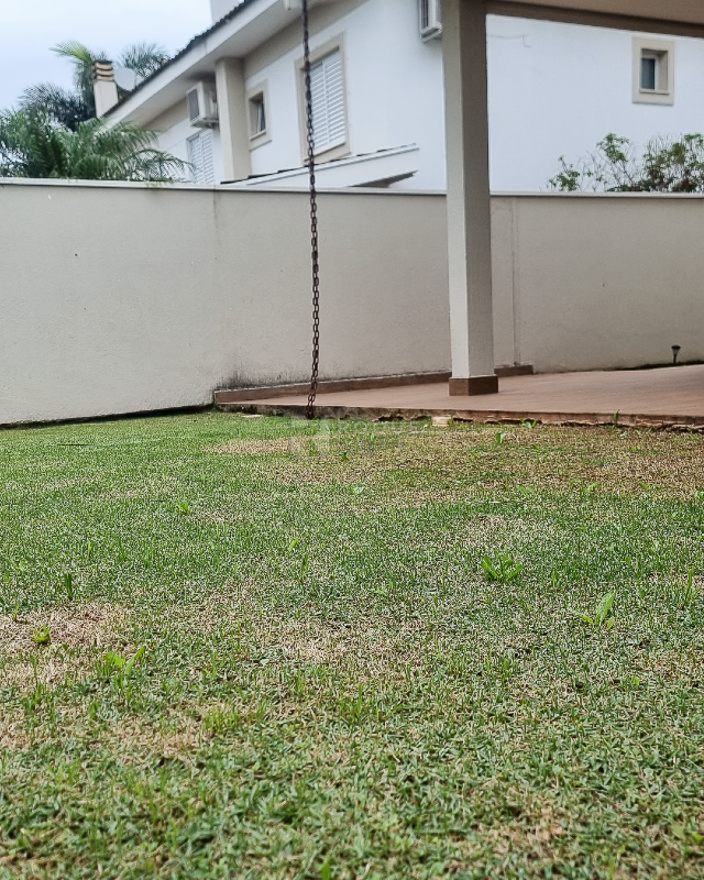 Casa em condomínio à venda no bairro Jardim Montezuma: Quintal