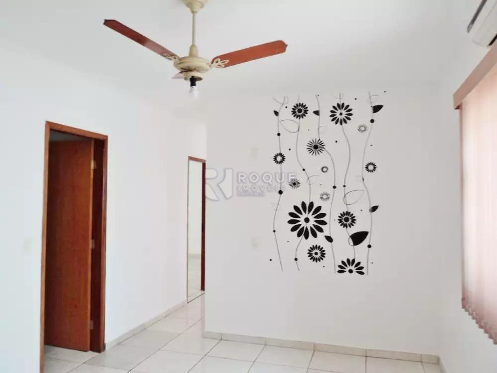 Casa Residencial à venda no bairro Jardim Santa Adélia: 