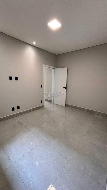 Casa em condomínio à venda no bairro Residenciais Fazenda Itapema: