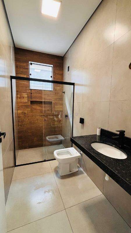 Casa em condomínio à venda no bairro Residenciais Fazenda Itapema: