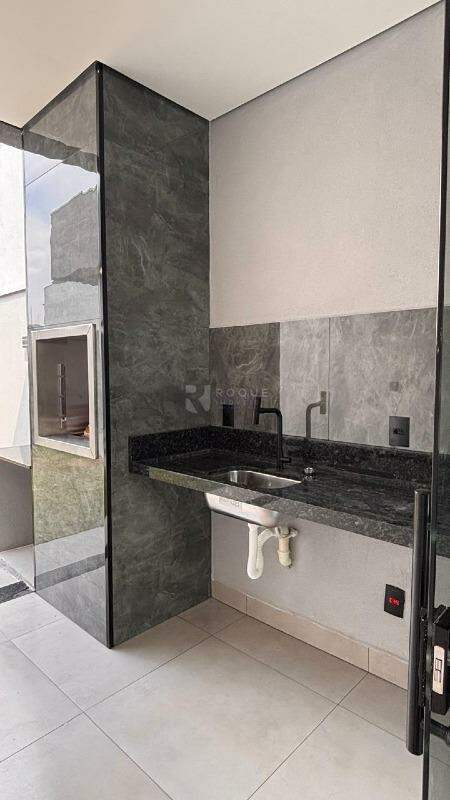 Casa em condomínio à venda no bairro Residenciais Fazenda Itapema: 