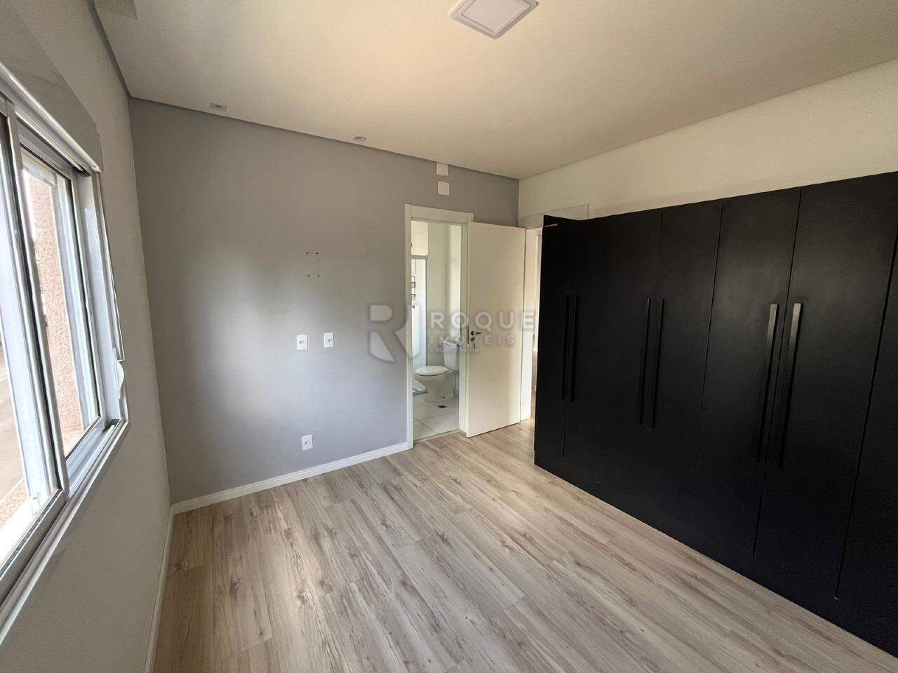 Apartamento para aluguel no bairro Jardim Senador Vergueiro: Dormitório suíte 01