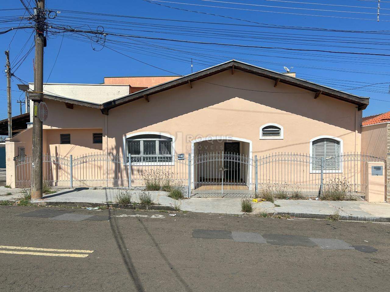 Casa Residencial para aluguel no bairro Parque Hippolyto: Fachada 