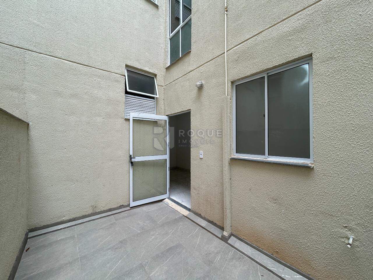 Apartamento para aluguel no bairro Fazenda Duas Barras: Área externa