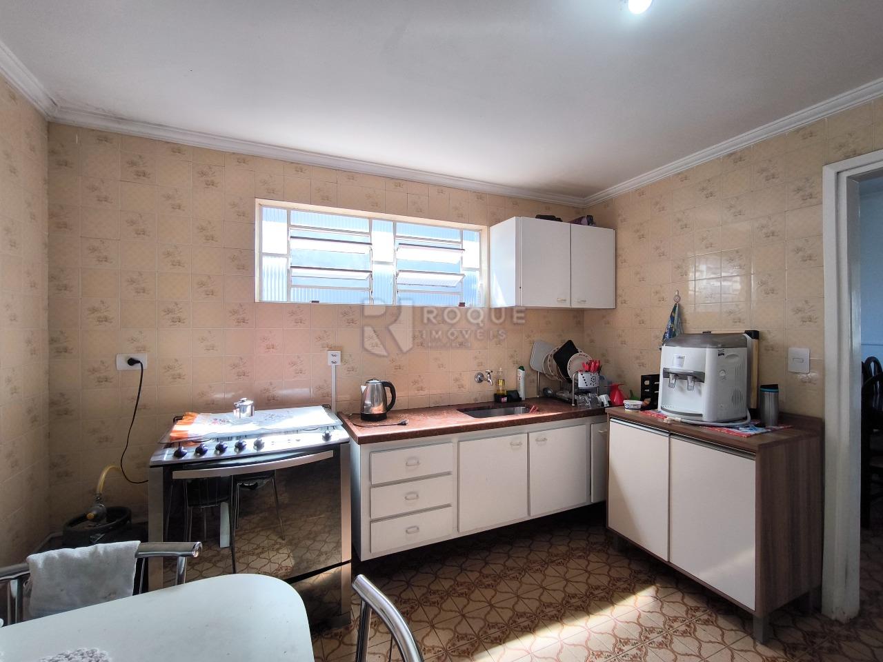 Casa Residencial à venda no bairro Vila Esteves: COZINHA