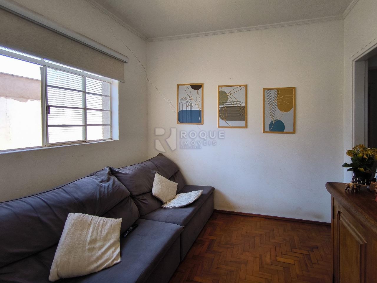 Casa Residencial à venda no bairro Vila Esteves: SALA DE ESTAR
