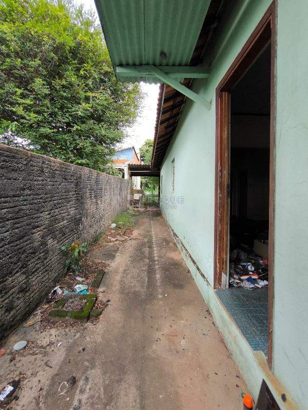 Casa Residencial à venda no bairro Vila Castelar: LATERAL EXTERNA