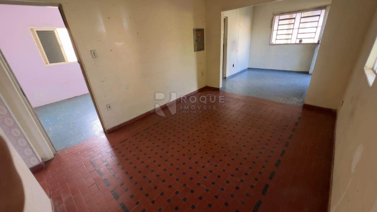 Casa Residencial à venda no bairro Vila Castelar: Sala 02