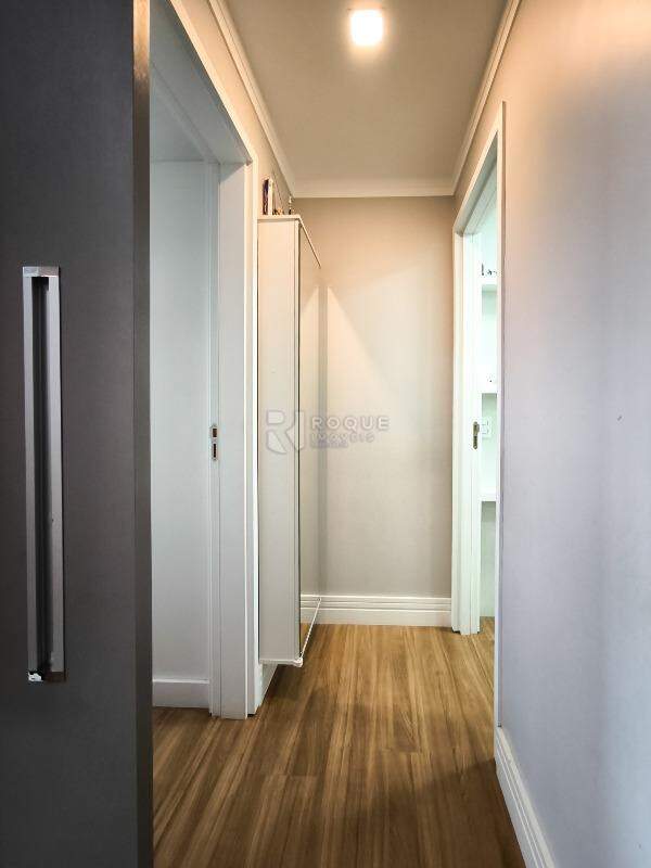 Apartamento à venda no bairro Vila Santa Rosália: ÁREA DE CIRCULAÇÃO