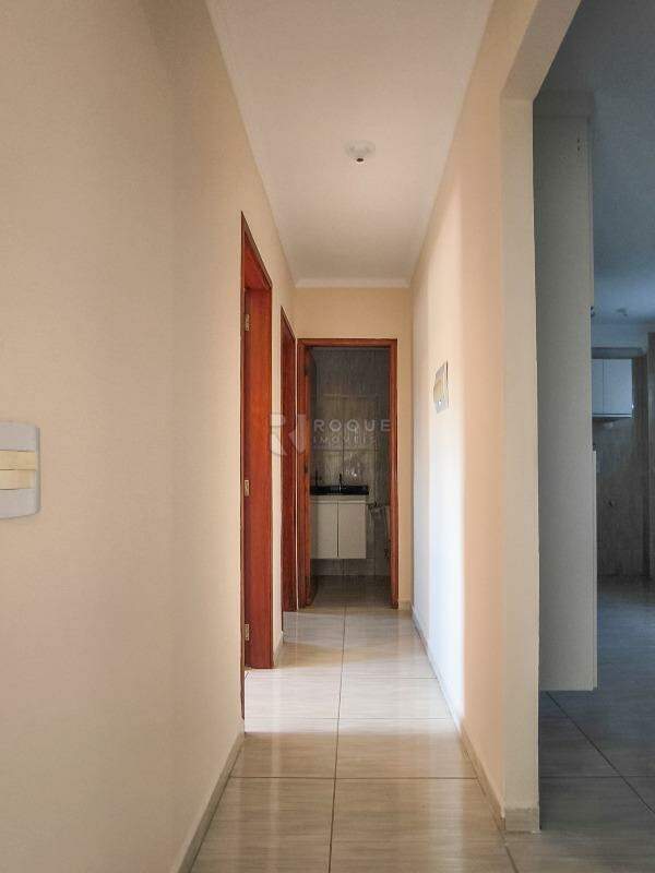 Apartamento à venda no bairro Boa Vista: CORREDOR INTERNO