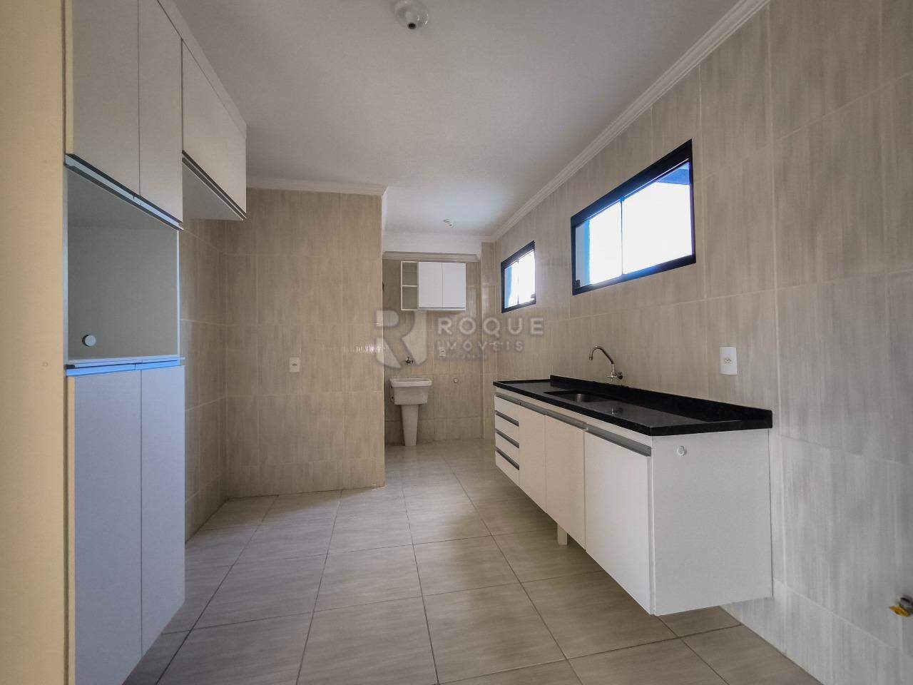 Apartamento à venda no bairro Boa Vista: COZINHA