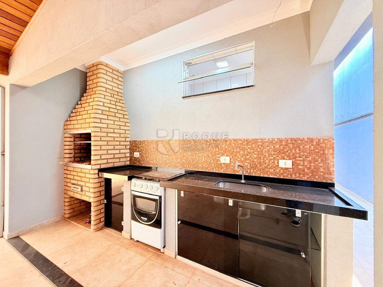 Casa em condomínio para aluguel no bairro Parque Residencial Roland: Churrasqueira