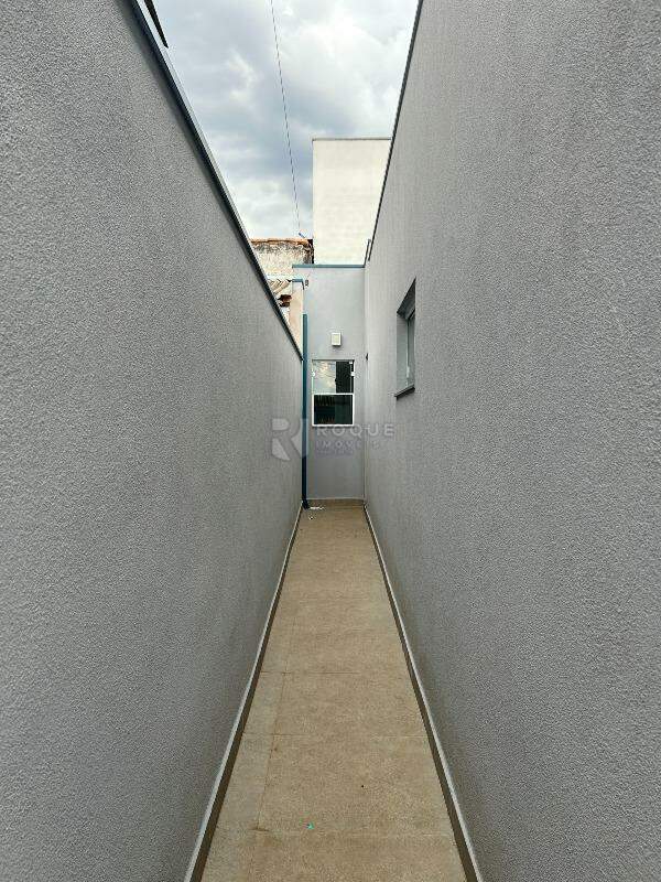 Casa Residencial para aluguel no bairro Jardim Morro Azul: Hall