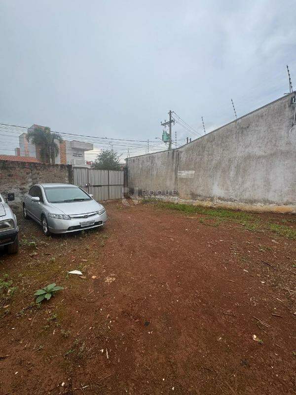 Terreno à venda no bairro Jardim Cidade Universitária I: