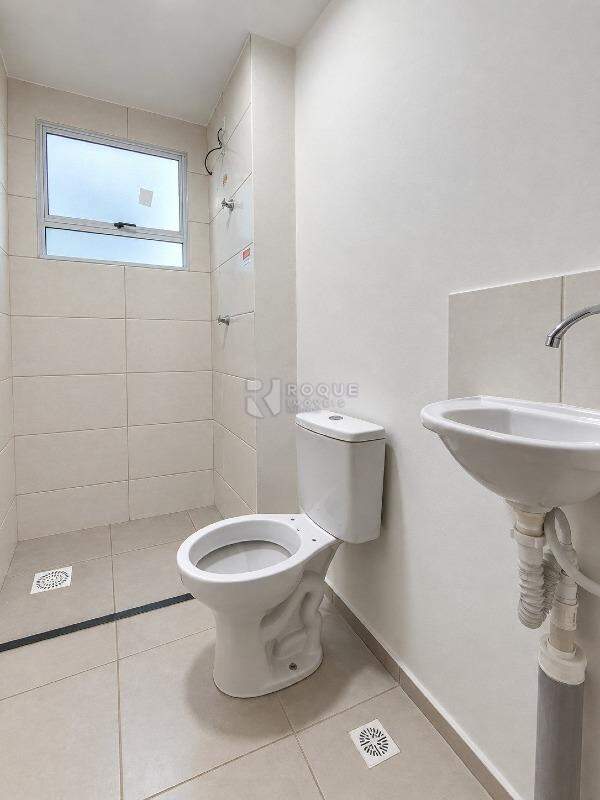 Apartamento para aluguel no bairro Jardim Manacá: WC Social