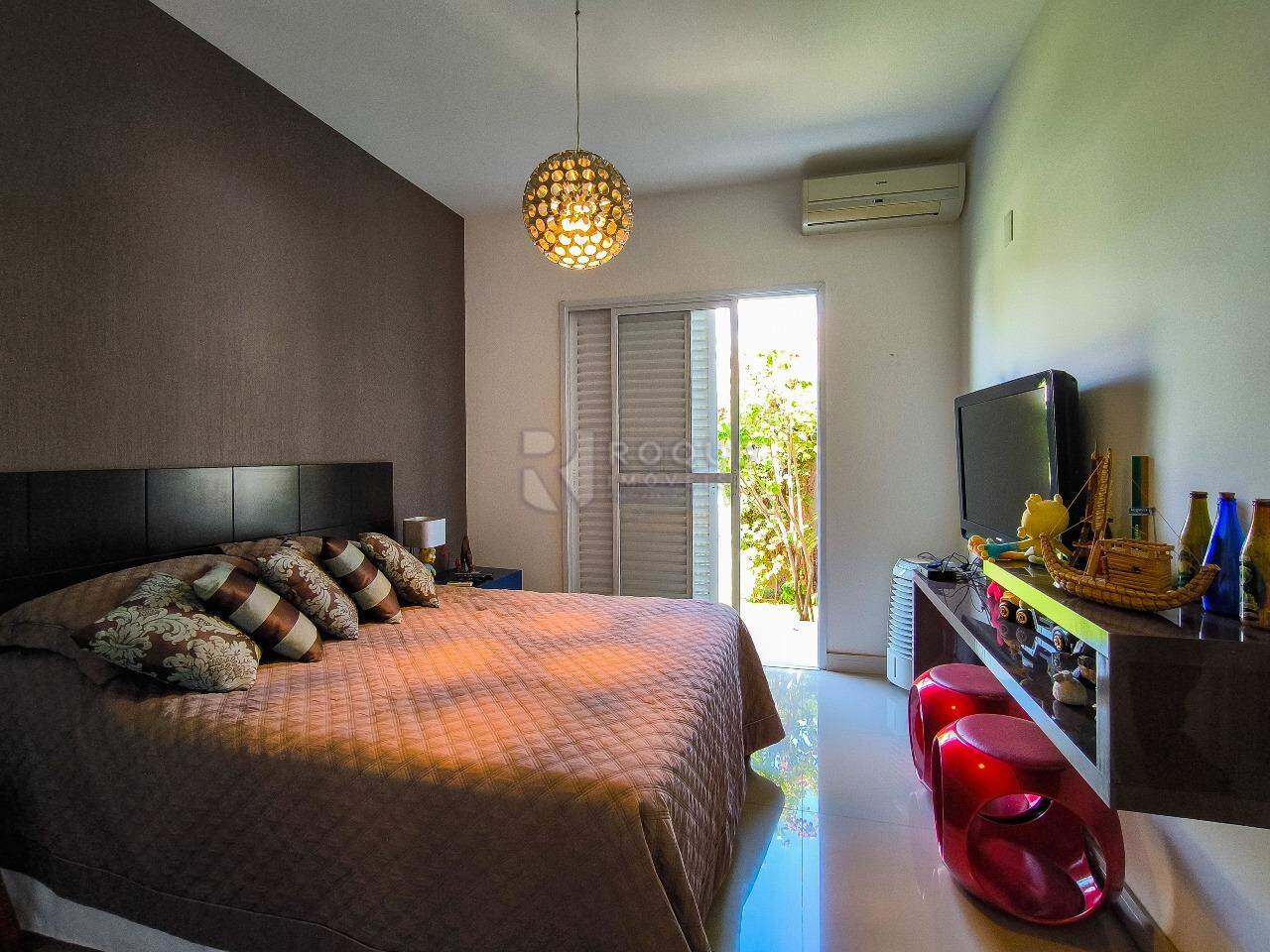Casa em condomínio à venda no bairro Residencial Casalbuono: SUÍTE 2