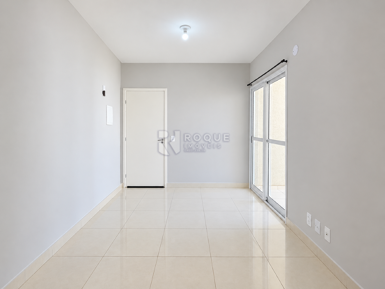 Apartamento para aluguel no bairro Residencial Rubi: Sala