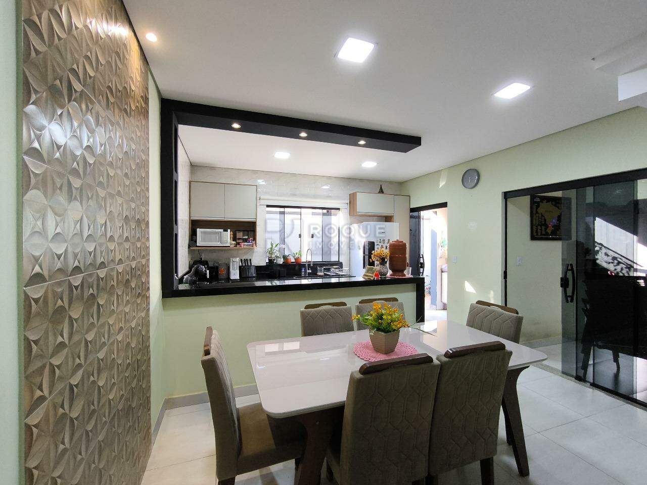 Casa Residencial à venda no bairro Jardim Campo Verde I: SALA DE JANTAR