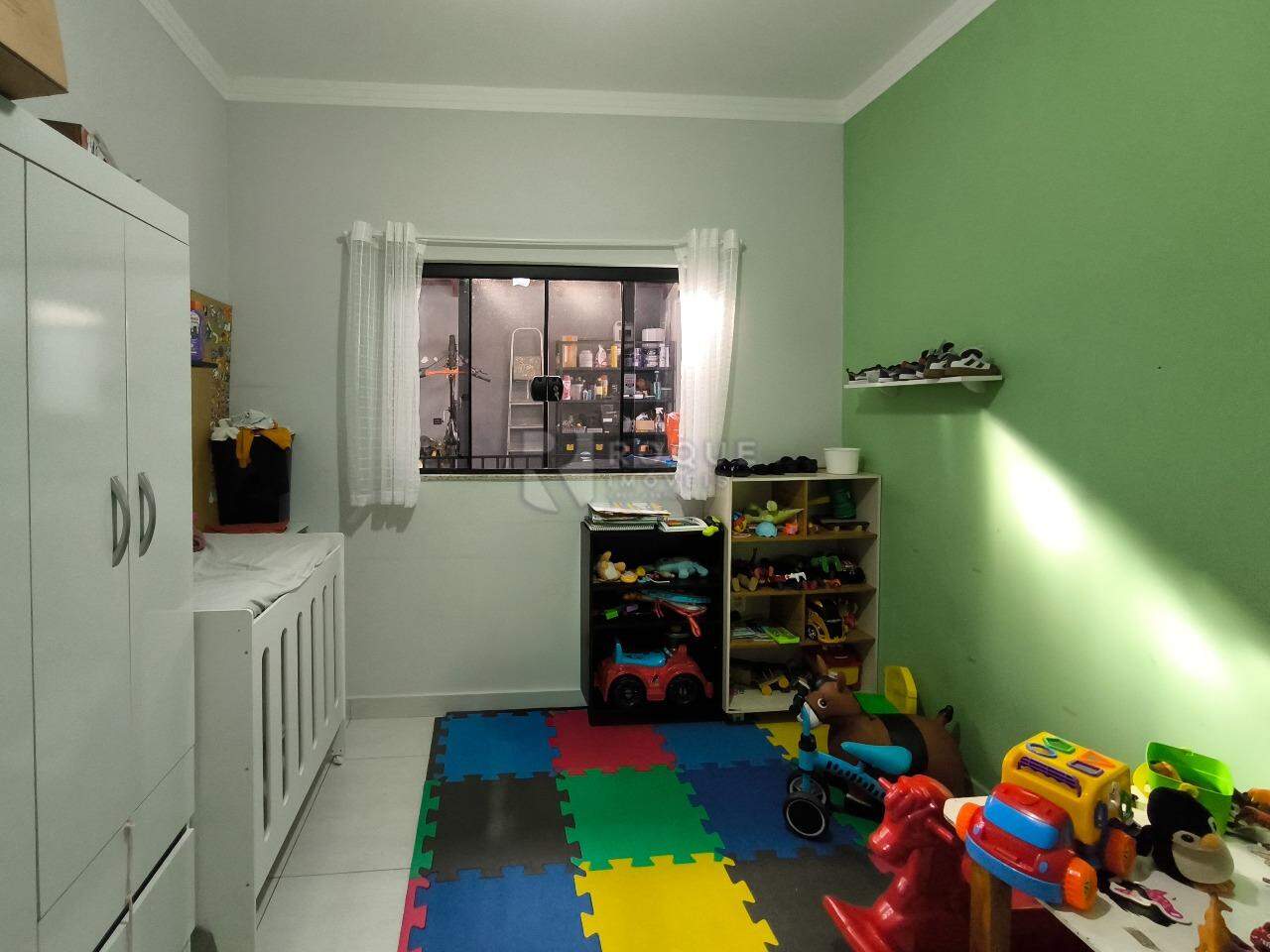 Casa Residencial à venda no bairro Jardim Campo Verde I: DORMITÓRIO 1