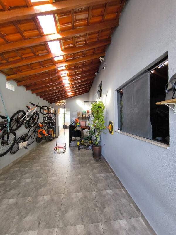 Casa Residencial à venda no bairro Jardim Campo Verde I: GARAGEM