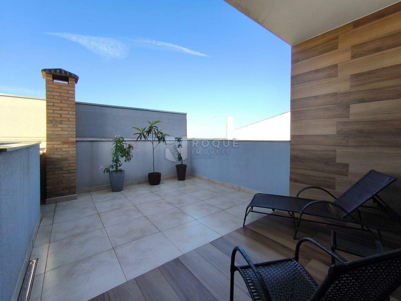 Casa Residencial à venda no bairro Jardim Campo Verde I: TERRAÇO DA SUÍTE