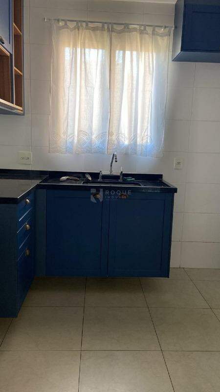 Apartamento à venda no bairro Jardim Residencial Francisco Cruãnes: Cozinha