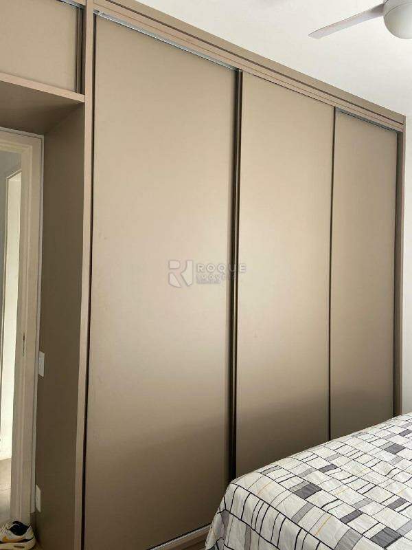 Apartamento à venda no bairro Jardim Residencial Francisco Cruãnes: Suíte