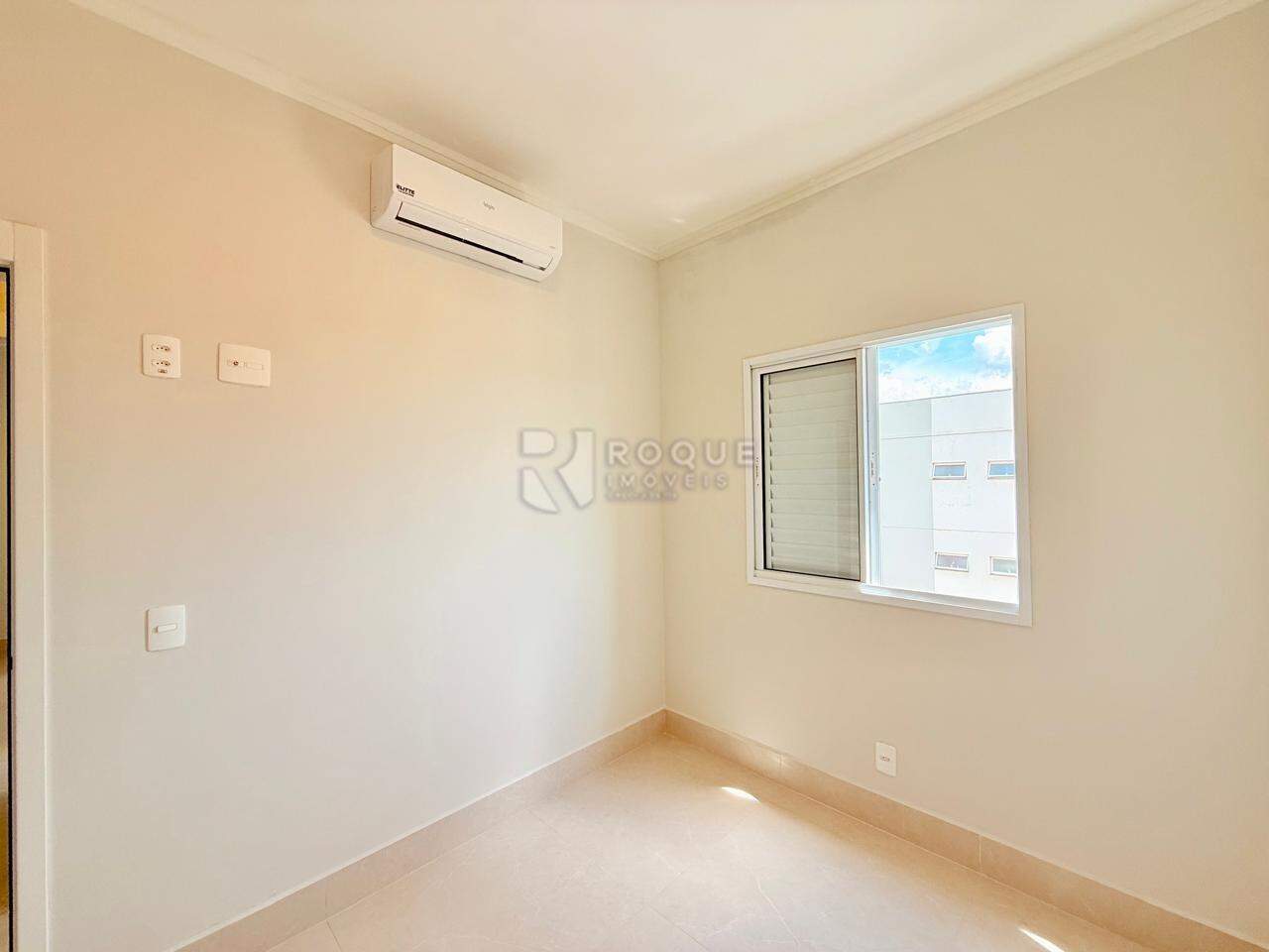 Apartamento para aluguel no bairro Jardim Santa Adélia: Dormitório 01